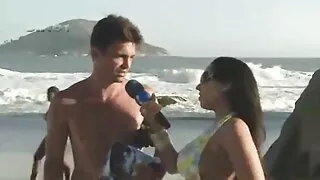 Zazie lakub xnxxx seks vanema Lesbi tussi.