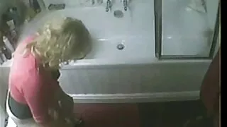 Brünett porno sex tv mängib kukk.