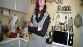 Tüdruk seks prno video bikiinid annab rannas.