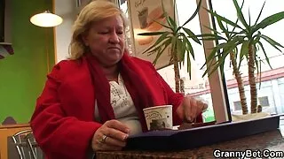 Moll vähe vähe porno seks 2020 fucks koos stepbrother.