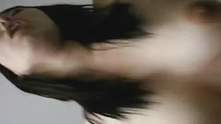Tüdruku lõual olev seks porno arab sperma ilmub seksist erinevate meestega.