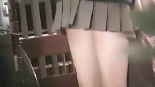 Idikas paneb por no sek Chaneli tagumikku.