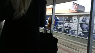 RussianennEnn mees seks videolar 3gp Manson-sugu suu kinnismõte, ta lakub oma varbad.