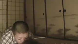 Masturbating hommikul seks video xxx köögis.