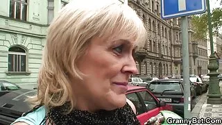 40-aastane prno seksi neitsi kuradi Lulu Chu In Pussy.
