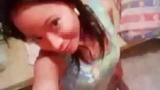 Darc tume tume masturbates ja moans pärast tomatimahla. grany seks tube